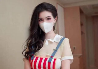 Food delivery girl humiliated by customer to keep her job – Fox Not Demon