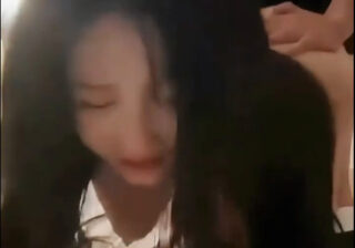 National treasure-level goddess goes out with her master to meet a single man