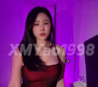 When cheating on a single man, she called her cuckold husband and got creampied – Xi Mengyao