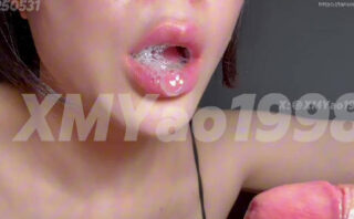 Blowjob with biting method, bite the foreskin of the penis with teeth-Xi Mengyao