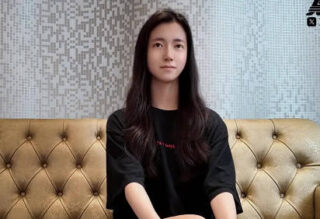 19-year-old art school student – Black Jack