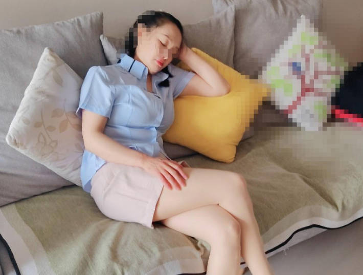 I inserted my semen into my mother’s vagina during her lunch break and let her go to work with my semen