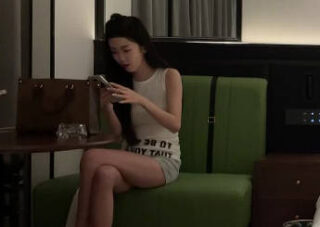 Today I made an appointment with a girl who looks like a certain internet celebrity – Cao Changqing