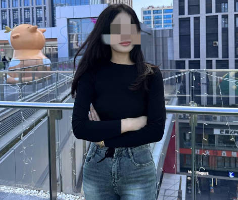 Crazy fucking of my cousin’s white pussy made her climax continuously