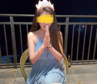 A stunning married woman’s birthday date was perfect for a date with cola and popping candy – she was absolutely blown away!