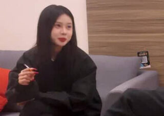 I met up with a young, 20-year-old girl today – Deng Ximen.