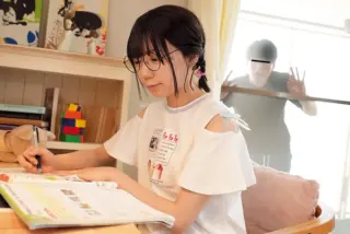 SUJI-301 純朴パイパン少●中出し～性癖異常者の猥褻行為～ゆな145cm地味っ娘 日向由奈