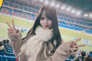 Monster 2 and a Japanese-Thai girl went to watch an AFC Champions League football match.