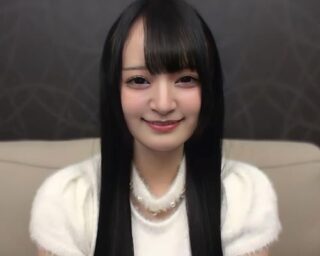 Tokyo Girl’s Guide: Kaori, 21-year-old beauty salon worker