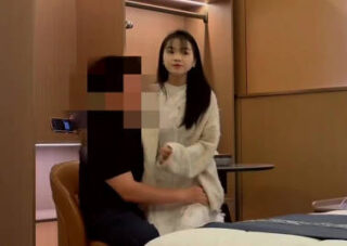 I met up with a pretty 18-year-old Vietnamese girl today – there are fewer of them.