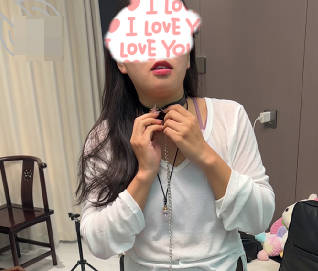 I put a custom collar on my sister and used her as a dog for two months, and she was exhausted from it.