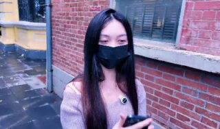 Zhou Muyun ZMY-012 Her Street Corner: A New Photographer’s Daily Street Sweeping Experience